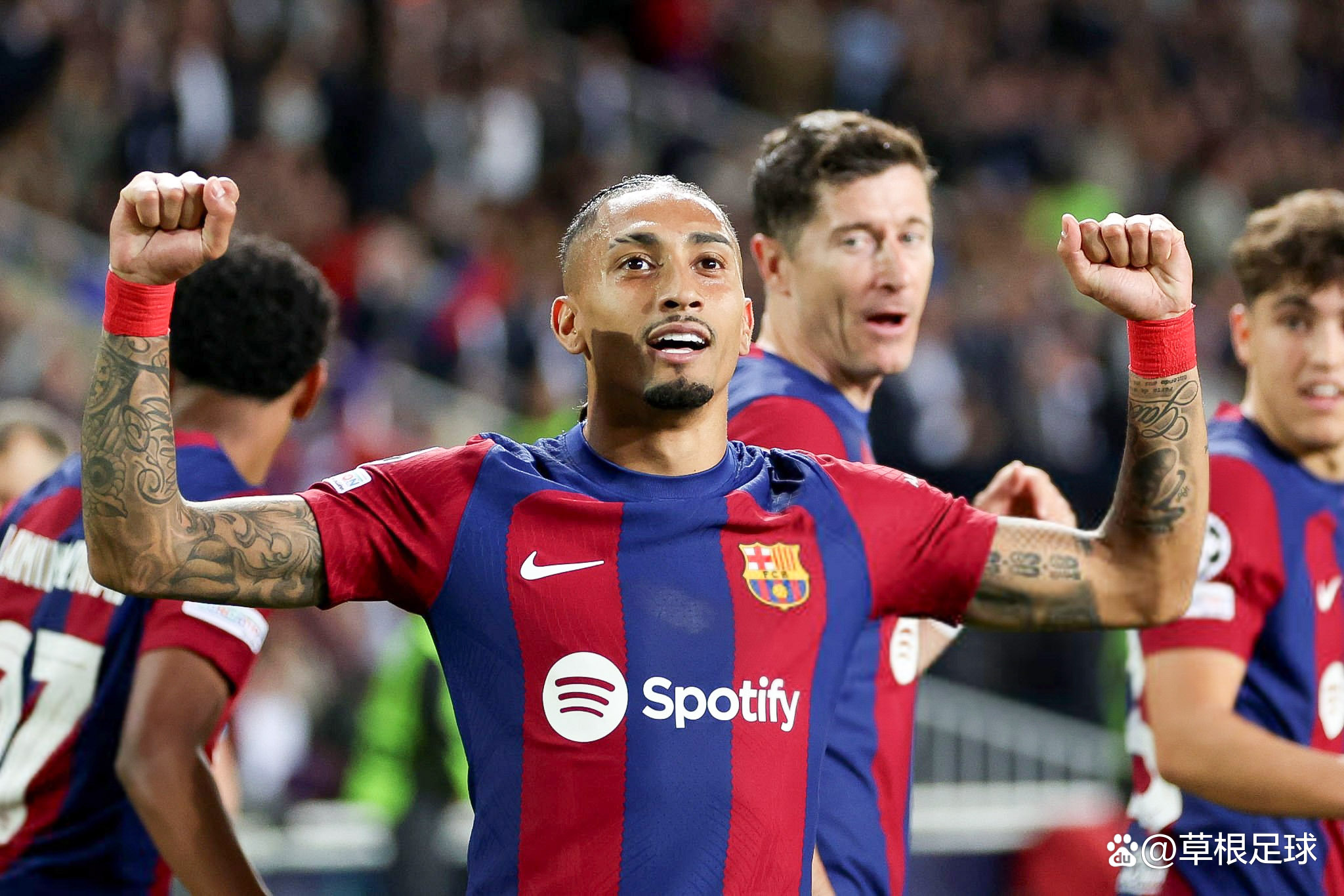 开云网页版-集结日欧冠传出新动向；犹他爵士远射贴柱；管理层表态：气氛紧张；高层口径保持一致的简单介绍