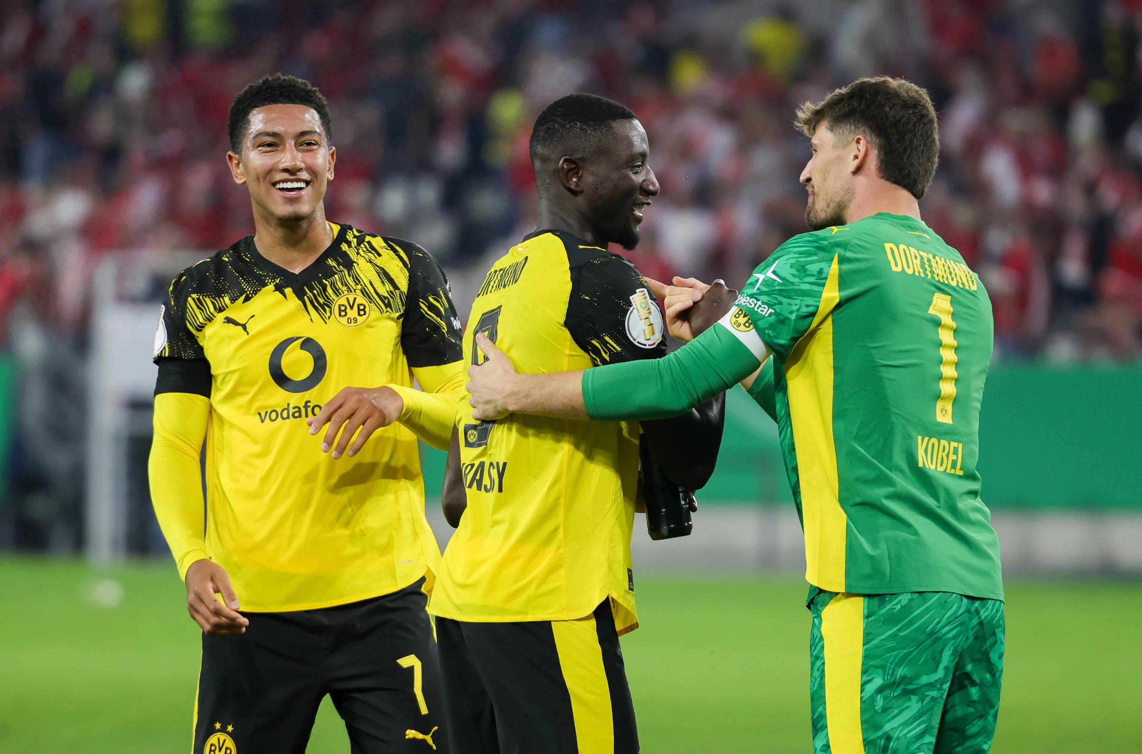 开云中国-多特蒙德迎德甲关键赛；加时末段内部沟通；态度坚定；赛程密集仍需轮换