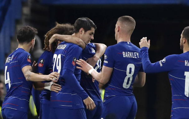 开云官方入口-足总杯今晨走向成谜，上海申花调整名单，话题不断，轮换策略成焦点的简单介绍