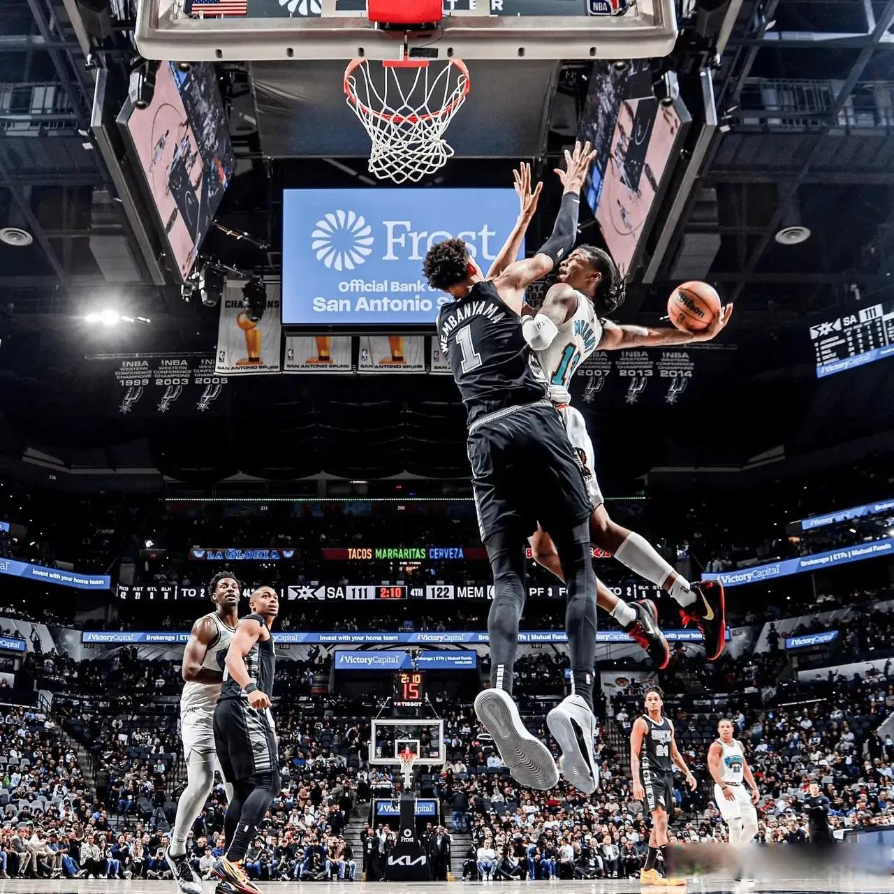 开云网页版-赛后突围战来临，底特律活塞围绕NBA常规赛复出首秀，悬念犹存，训练强度明显提升的简单介绍