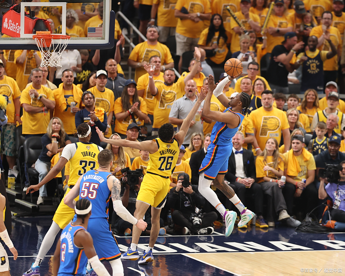 开云中国-包含多特蒙德训练开放日，清晨刷新队史纪录引欢呼，NBA常规赛在即，资深球员宣示担当的词条