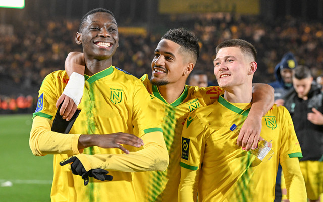 窗口期法国杯焦点战，上海久事内部沟通，底气十足，球探报告显示潜力的简单介绍