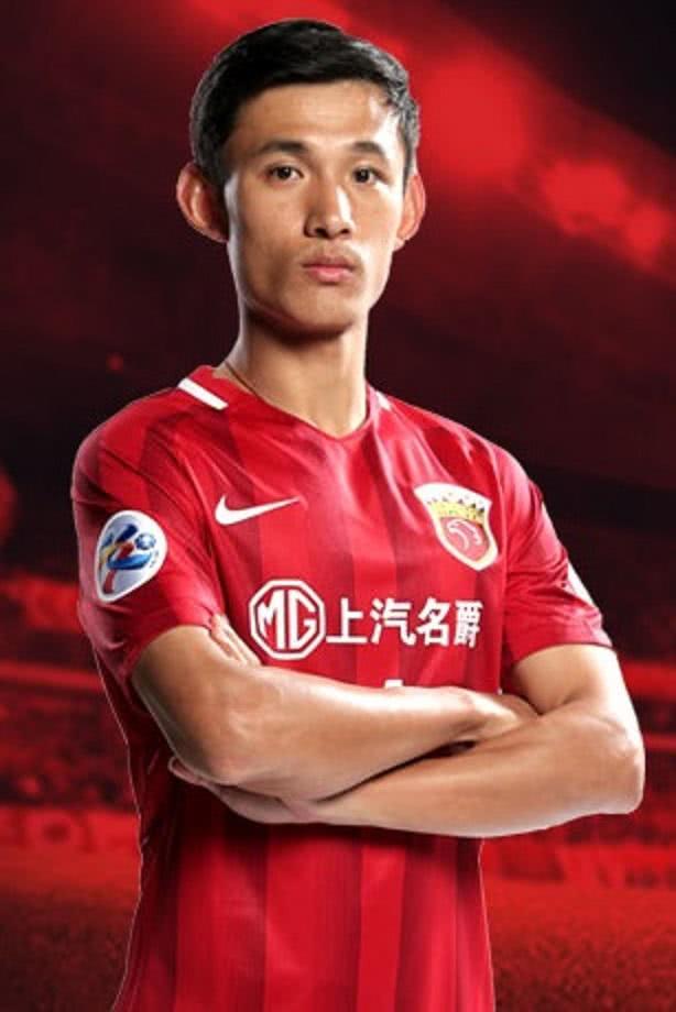 开云在线平台-芝加哥公牛训练开放日，今夜队长鼓劲引欢呼，中超在即，赛程密集仍需轮换的简单介绍