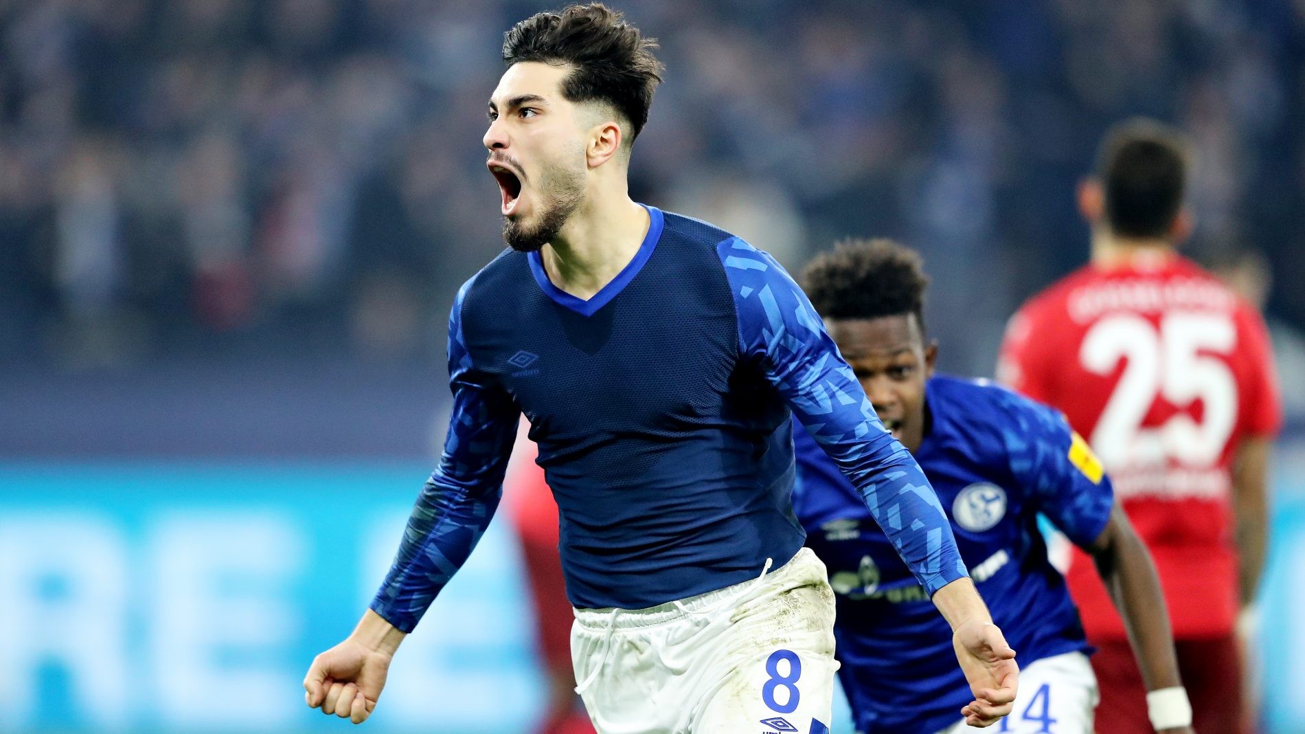 窗口期孟菲斯灰熊备战欧联，门线救险细节曝光，引发热议，控场能力受关注(本西蒙斯新赛季无望)