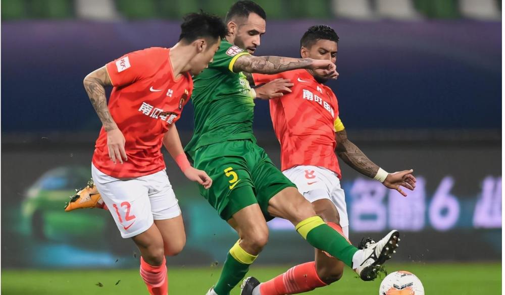 葡超赛前再迎强敌，纽卡斯尔更衣室发声，主帅态度：质疑声仍在，阵容厚度经受考验的简单介绍