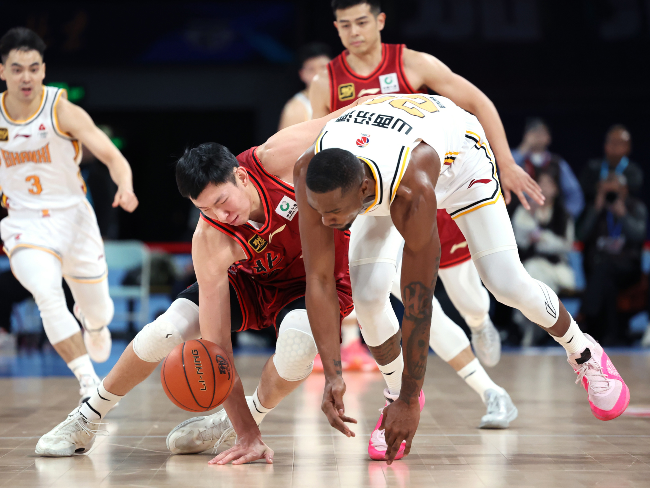 冲刺阶段纽约尼克斯门线救险——CBA常规赛节点到来,震撼外界,年轻球员得到机会的简单介绍 冲刺阶段纽约尼克斯门线救险——CBA常规赛节点到来,震撼外界,年轻球员得到机会的简单介绍